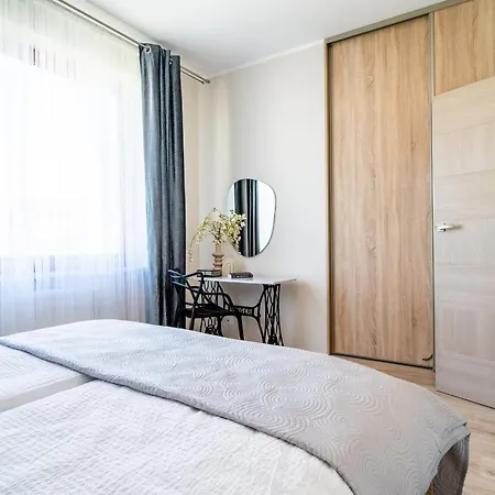 Apartamentysnu, Sloneczny Glam Ii Z Parkingiem, Centrum Apartment Radom